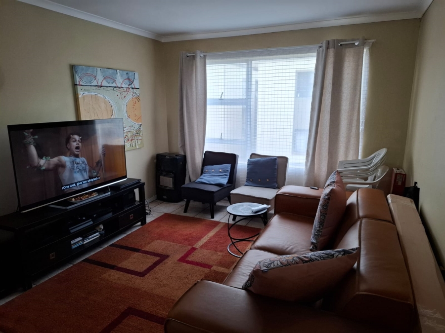 2 Bedroom Property for Sale in Guldenland Western Cape